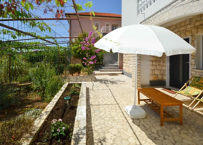 In - Istrien 38219 * Pula